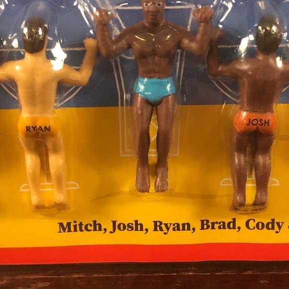 Drink Markers, 6 drinking buddies with names on the swimsuits - NWT - Picture 2 of 4